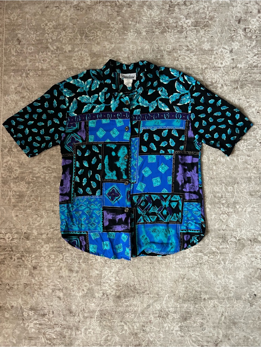 Vintage Connections Black & Teal Patterned Button-Up Shirt Medium